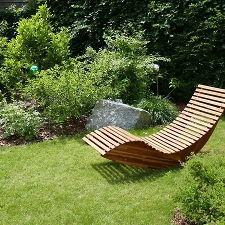 Bodenschneid Garden View West *